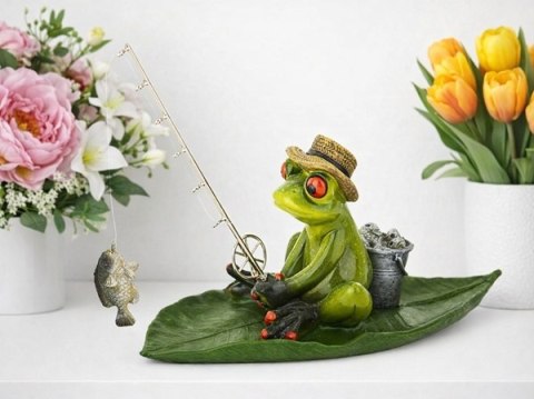 PIP PR-01066 FIGURKA ŻABA WĘDKARZ